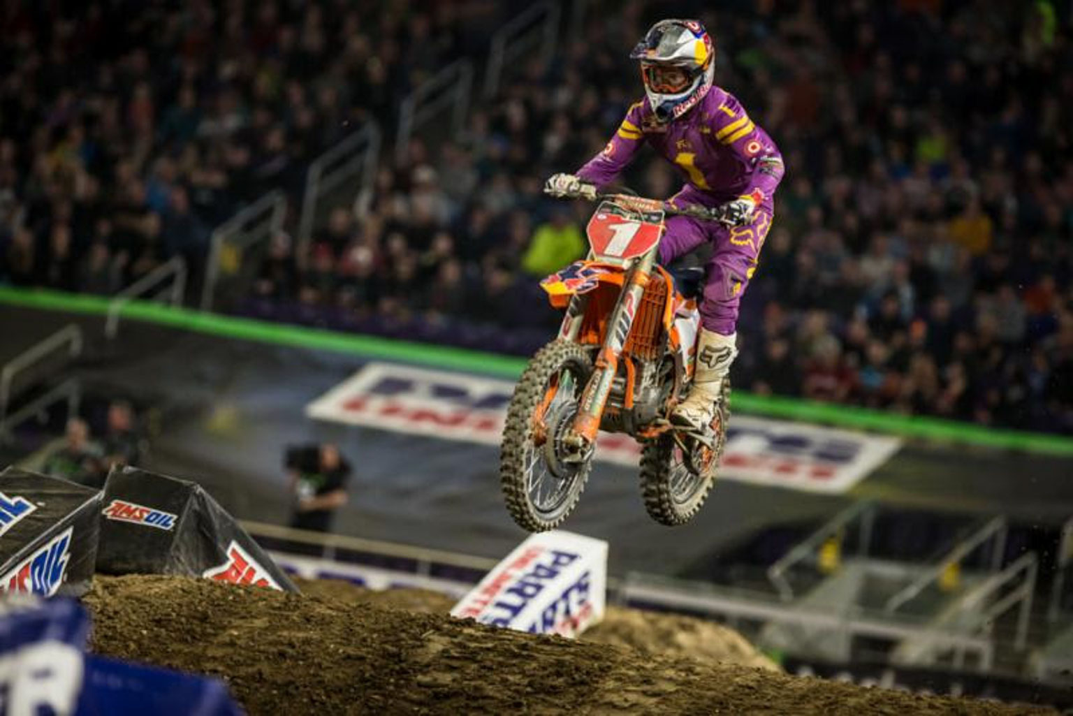 Dungey still leads the series