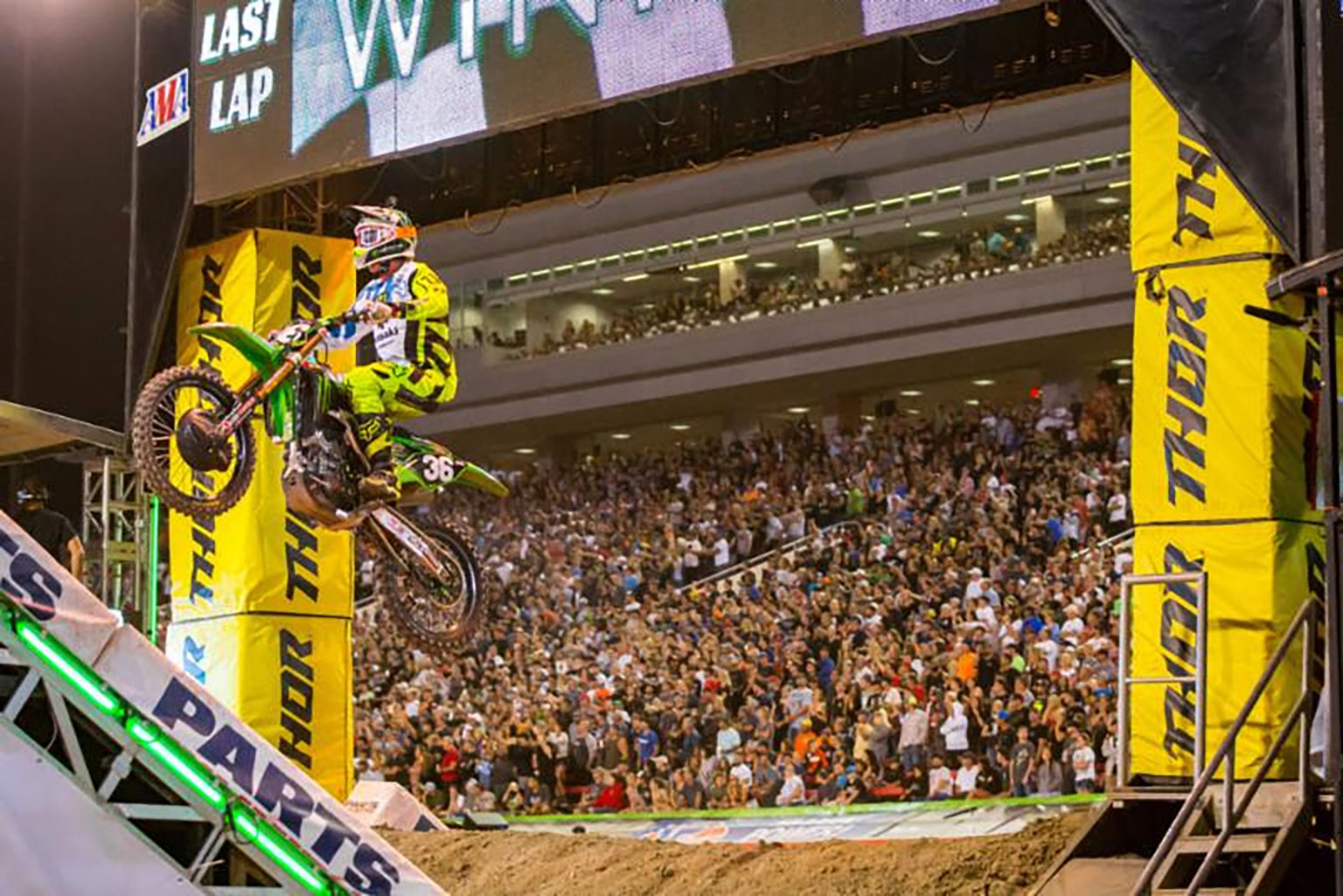 Cianciarulo rages in the 250s